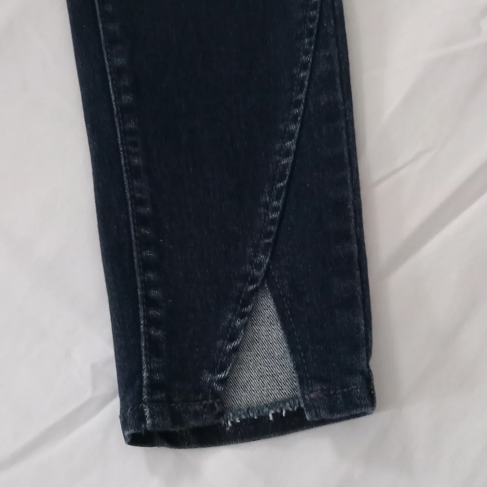 KanCan Bootcut Jeans Mid Rise Dark Grey Wm 9